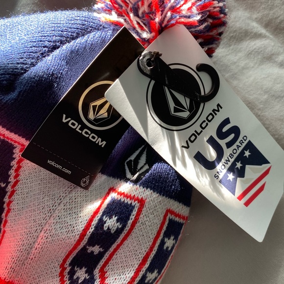 USA Ski and snowboard team Volcom beanie - Picture 2 of 4